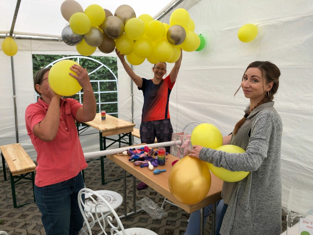 Aufbau für den 15. Calando-Geburtstag 