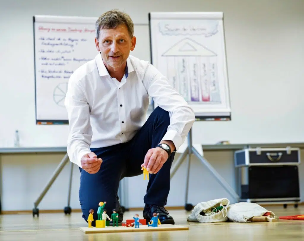 Supervisor Torsten Sandau im Gespräch